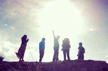 了不起的谢轻轻  第3张